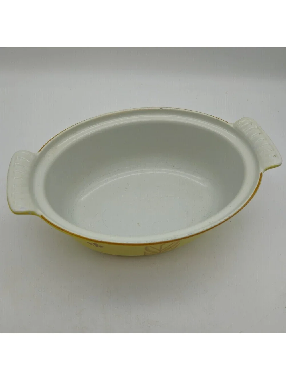 Dru Holland Yellow Tulip Enameled Cast Iron 2 Qt Dutch Oven